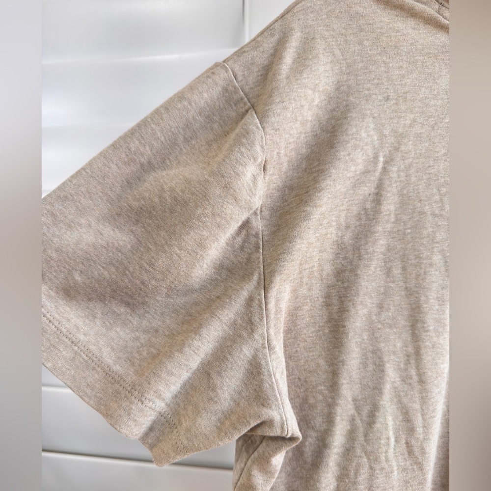 Banana Republic Size M. Tan Short Sleeve Tee - Picture 6 of 6